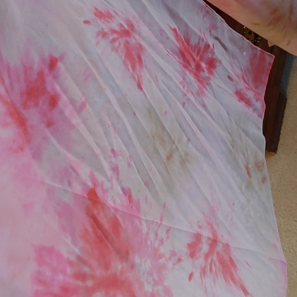 💚CALVIN KLEIN Large Pink and Green Lightweight Scarf - Picture 7 of 7